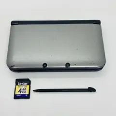 Nintendo ニンテンドー　3DS LL 本体　シルバー×ブラック