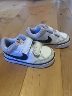 Nike ベビーシューズ ホワイト/ブラック US 6C