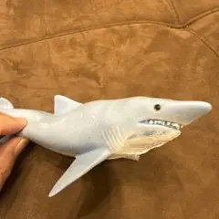 サメ フィギュア　メガロドン