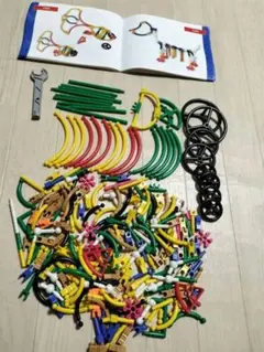 ブロック玩具セット 多彩なパーツ付き