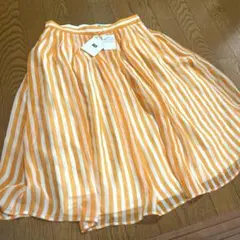 【新品タグ付き】スライSLYストライプスカート2のサムネイル