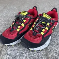 New Balance 801 スニーカー レッド/ブラック/イエロー