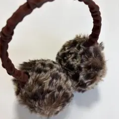 耳当て　ヒョウ柄
