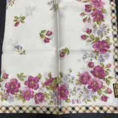 DAKS ハンカチ 花柄 チェック柄のサムネイル