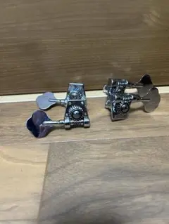 Item thumbnail for item cf02f22f-08b2-4167-957d-fc8df029a533