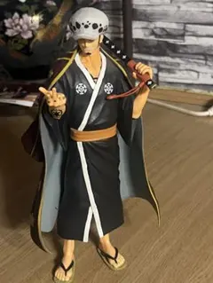 ワンピース トラファルガー・ロー フィギュアのサムネイル