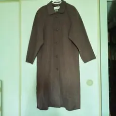 カシミヤ入り柔らかな感触のロングコート