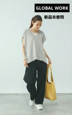 新品未使用GLOBAL WORK　Vネック ニットベストとブラタンクのサムネイル