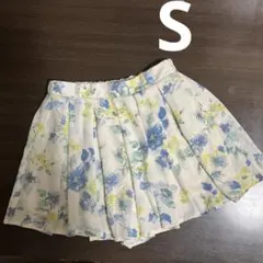 レディース　スカート　ミニスカート　（キュロット）ハニーズ　花柄Sサイズ