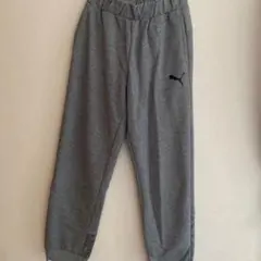 プーマ　 ボトムス　スウェットパンツ　ズボン　ジャージ　ジュニア　150 グレー