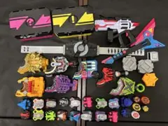 仮面ライダー ギーツ変身ベルトと武器セット　まとめ売り