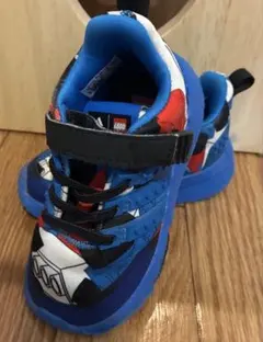adidas LEGO キッズ スニーカー