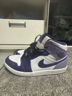 JORDAN BRANDのAir Jordan 1 Mid Sky J