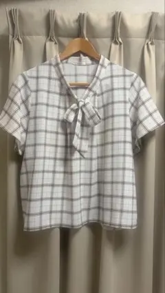 ハニーズ　リボン チェック柄 半袖シャツ LLサイズ used