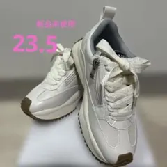 ヌーベルヴォーグリュクスライン⭐︎スニーカー ホワイト　23.5のサムネイル