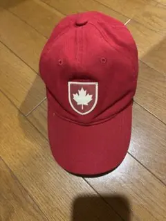 RED CANOE カナダメープルキャップ　ZARA H&M