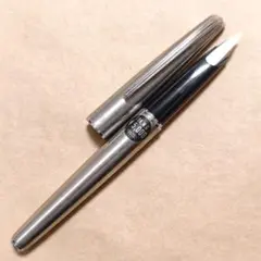 プラチナ万年筆 万年筆 18K WG 細字 ステンレス ストライプ 廃番 廃盤