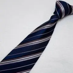 Item thumbnail for item 5370841a-d124-4572-9d3f-4492f083d796