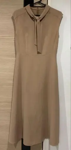 Allureville ペチコート付きワンピースのサムネイル