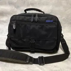 Item thumbnail for item 3fe74894-f48d-4980-a8bb-d9bb09a12276