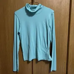 GU 水色 タートルネック Mサイズのサムネイル