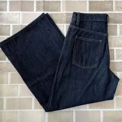 ユニクロ　ワイドストレートジーンズ　25(63.5cm)