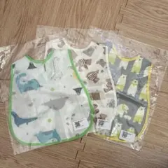 お食事エプロン　お食事スタイ　ポケット付き　3枚セット　新品