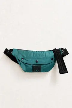 adidas originalsのサムネイル