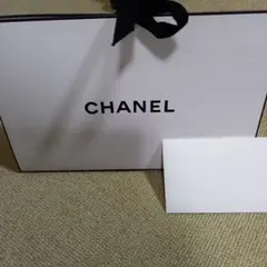 CHANEL ギフトBOX2個 ショップ紙袋 カード付き