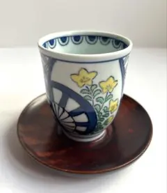 有田焼 錦祥瑞小花 和食器 手描き 湯飲みと木製茶托セット