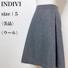 【美品】インディヴィ カジュアル 上品 ストレッチ ウール混タックフレアスカートのサムネイル
