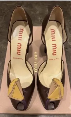 miu miu オープントゥブラウン　 Leather Heels 36のサムネイル