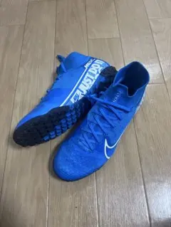 Item thumbnail for item f2c13a11-4aa6-4719-bc6b-8cf7a7e1bf44