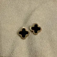 可愛いロゴ　小物　チップヴァンクリ　　Van Cleef ヴァンクリーフ