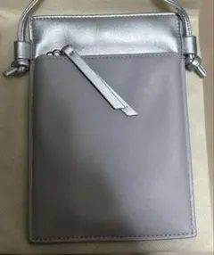 スマホショルダーバッグ グレー シルバー未使用のサムネイル