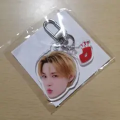 treasure ドヨン 顔アクキー カプセルトイ