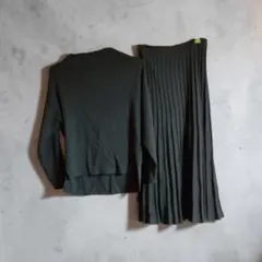 コムサイズムカーキ色セットアップ ロングスカート