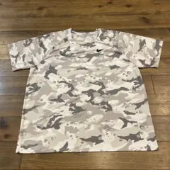 【ナイキ】迷彩Tシャツ　トレーニング　スポーツ　2XLサイズ