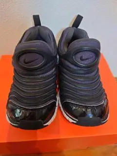 Nike ダイナモ 18センチ