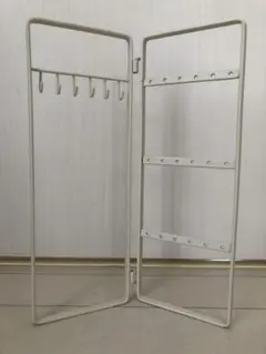 金属製アクセサリースタンド