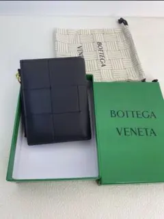 BOTTEGA VENETA （ボッテガ・ヴェネタ）二つ折り財布 ダークグレー
