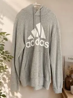 adidas パーカーのサムネイル