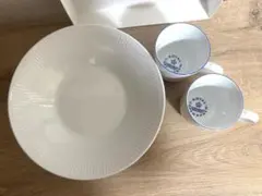 【新品、未使用】ロイヤルコペンハーゲンペアカップ&パスタプレート2枚