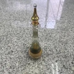 装飾的なガラスボトル 工芸品 アンティーク 置物 香水瓶 小物 格安