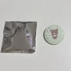 リラックマ ノベルティ 缶バッジ チャイロイコグマ
