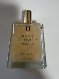 Her lip to Nude Flower Perfume Oil