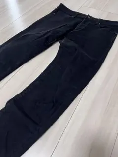 UNIQLO ユニクロ　ブラックスキニーデニム　W33