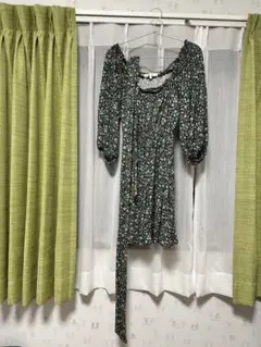 花柄オフショルダー五分袖ワンピース