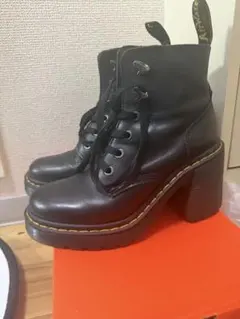 Dr. Martens ヒールブーツのサムネイル