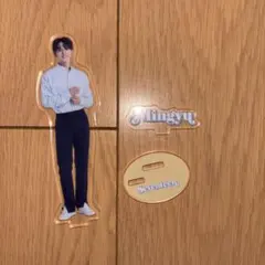 SEVENTEEN ミンギュ　アクリルスタンド